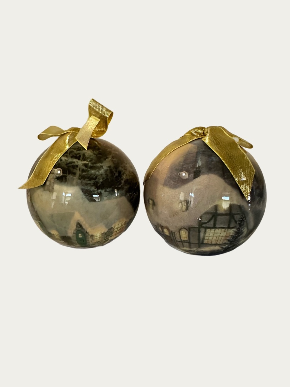 Thomas Kinkade "Memories of Christmas" Ornament Set 8 - Picture 12 of 16